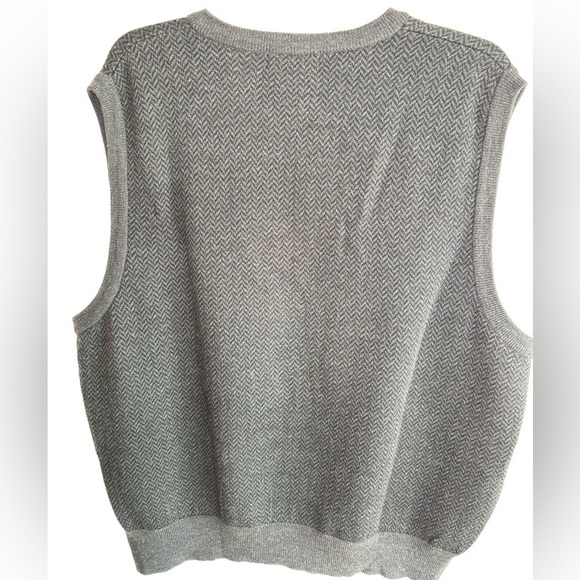 Vintage Eddie Bauer 100% Merino Wool Gray Herringbone Sweater Vest Mens Large - Picture 2 of 8